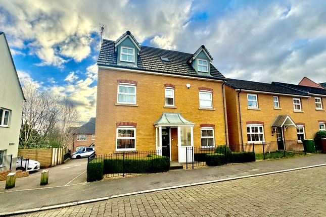 Thumbnail Detached house for sale in Red Kite Close, Penallta