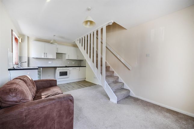 4, Cornfield Road, Devizes photo 2