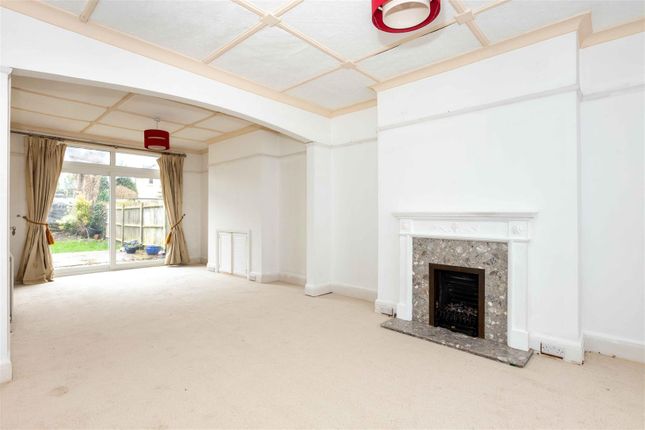 26, Thalassa Road, Worthing photo 3