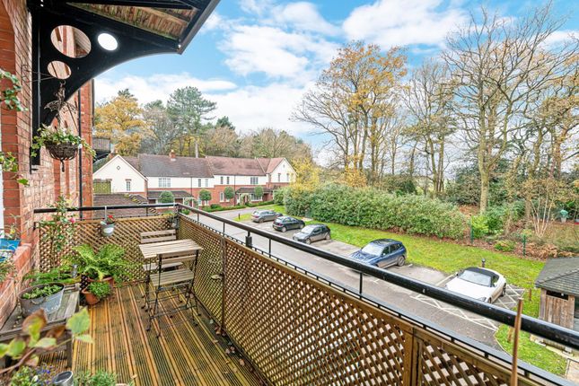 27 Kingswood Park, Frodsham photo 4