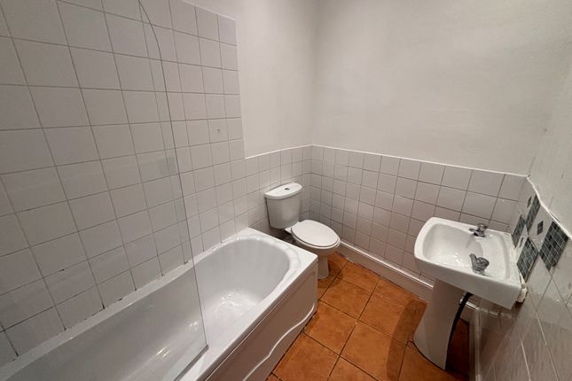 11, Huddersfield photo 5