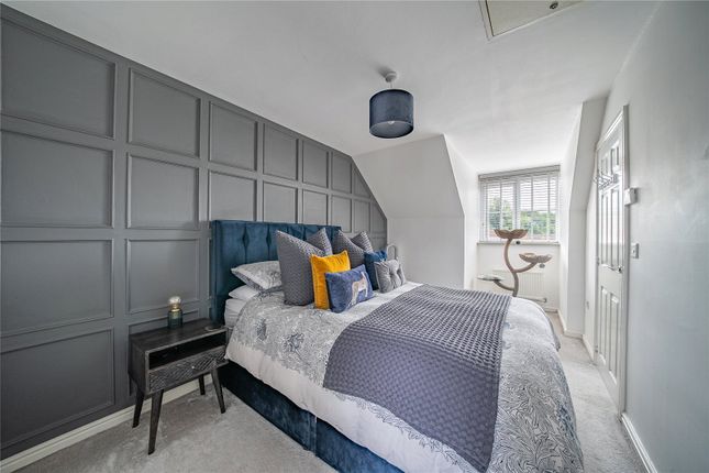 11, Seven Hill Way, Leeds photo 4