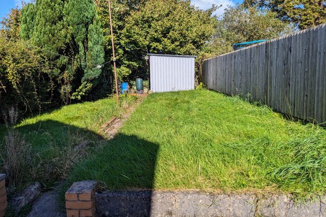 78 Brynawelon, Llanelli photo 4