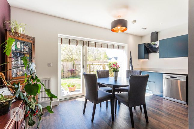 6 Fenton Way, Bolton photo 4