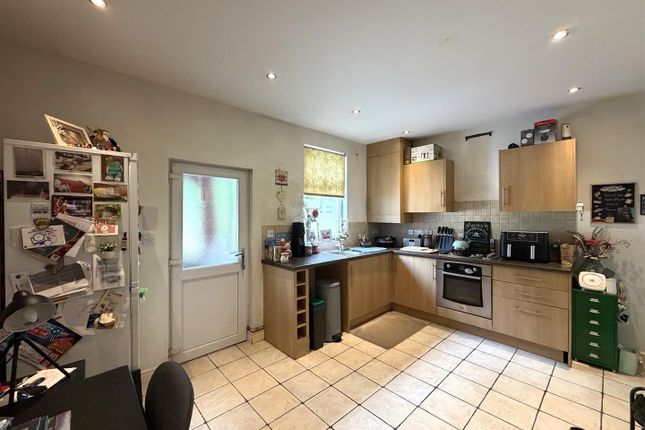 296, Wigan Road, Bolton photo 3