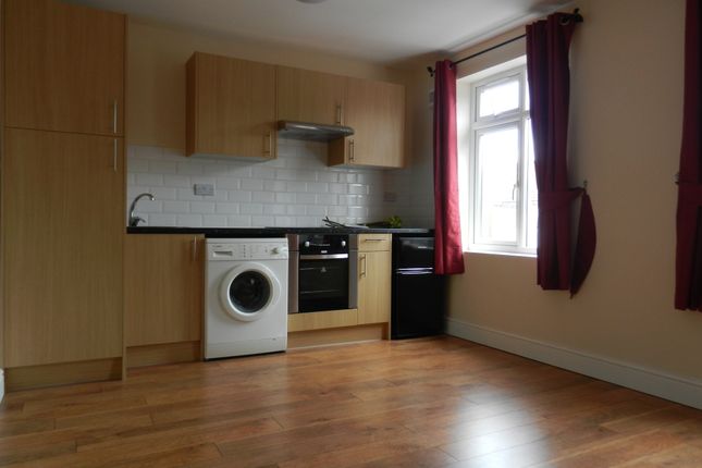 Studio to rent in Higham Hill Road, Walthamstow