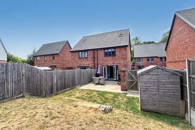 10 John Haselden Crescent, Ashford photo 4