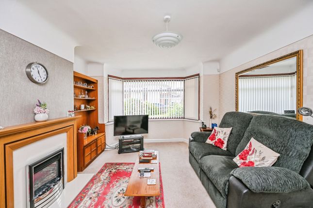 12, Parkfield Grove, Merseyside photo 2