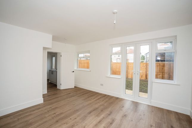 2, Chapel Hill, Dartford photo 4