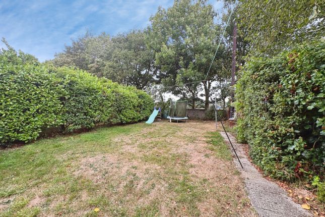 4 Hermes Road, Helston, Cornwall photo 3