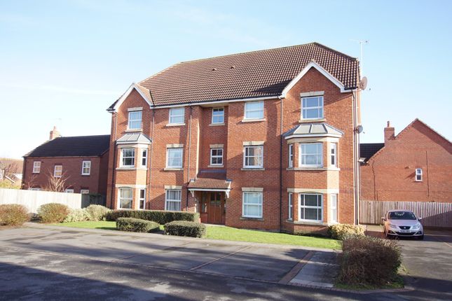 Thumbnail Flat to rent in Dey Croft, Chase Meadow Square, Warwick