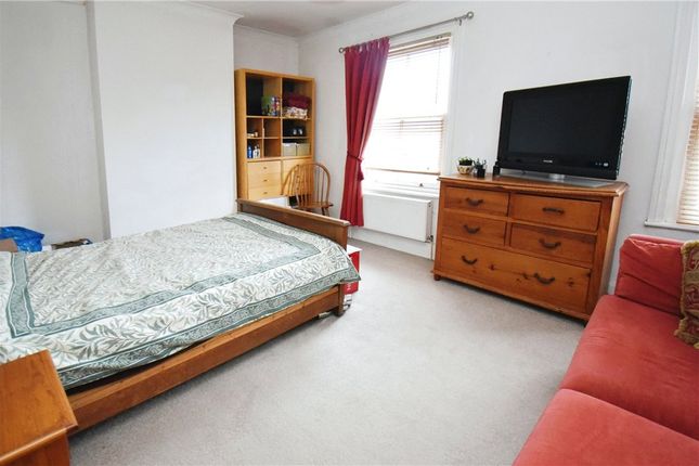End terrace house for sale in Winchester Road, Romsey, Hampshire