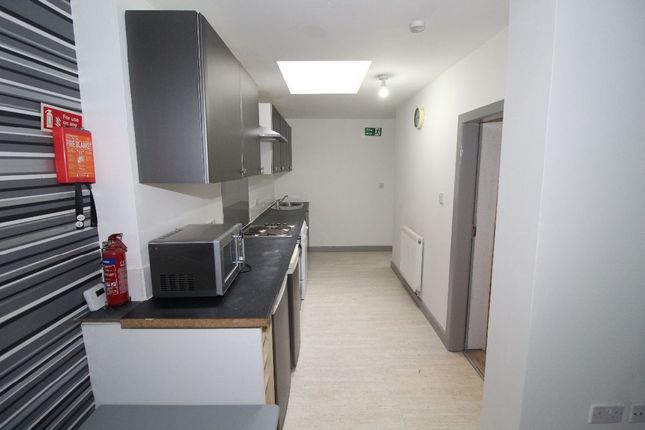 Flat to rent in Christ Church Street, Preston