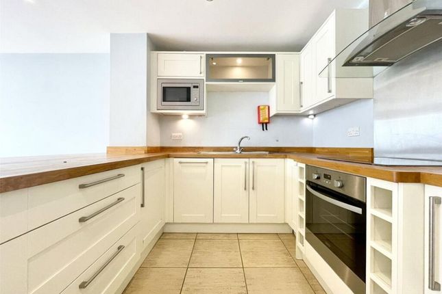 Flat Flat 15, 10, South Contemporis, Merchants Road, Clifton Village photo 4
