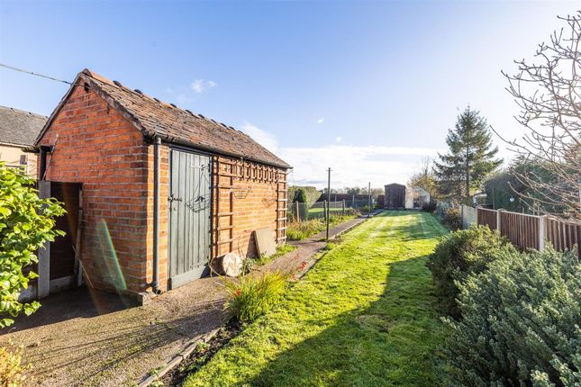 32 Moorfields, Nantwich photo 2