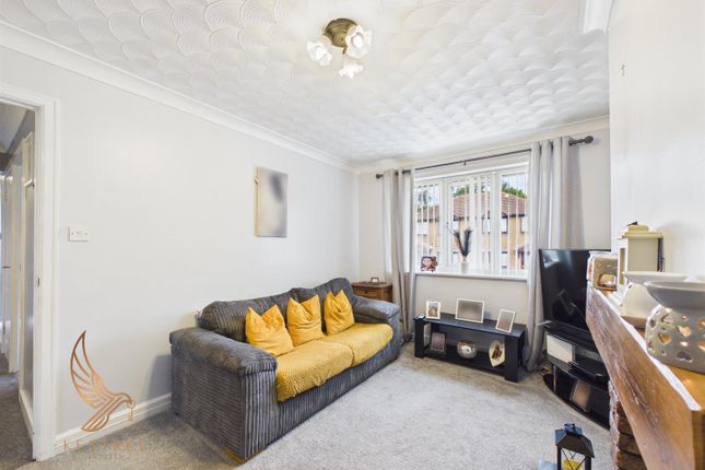 40, Meadow Croft, Pontefract photo 3