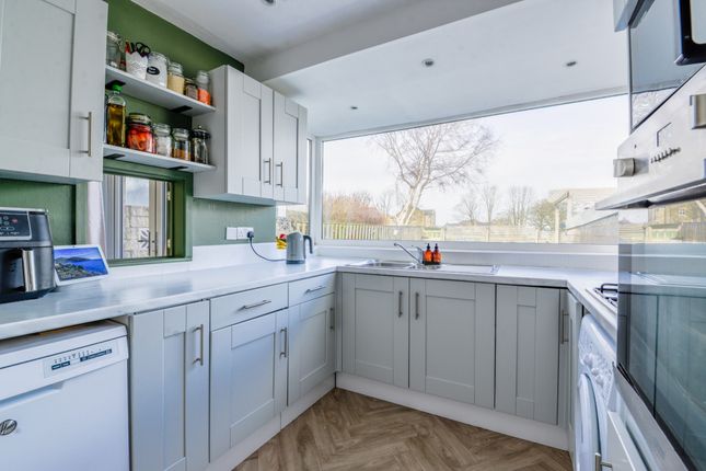 38, North View, Wilsden photo 3
