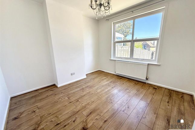 22, Royal Sussex Crescent, Eastbourne photo 4