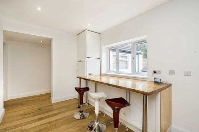 Longland Drive, London photo 4