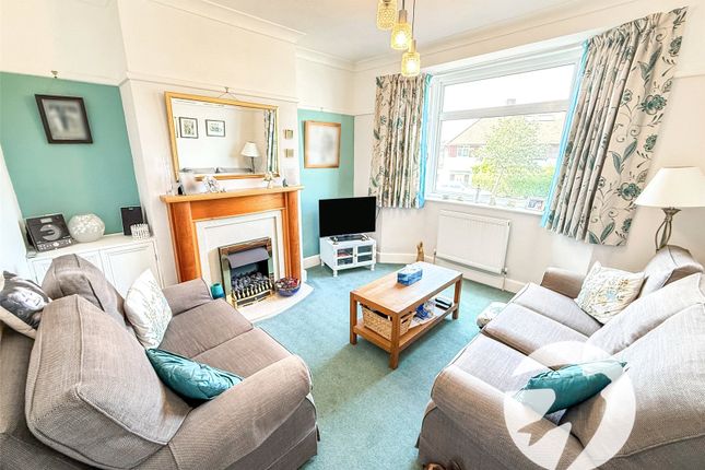 32, Berryhill, London photo 2