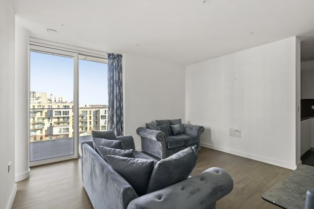 Flat to rent in Hartingtons Court, Coster Avenue, London