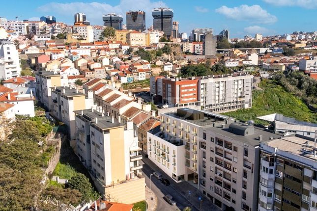 Apartment for sale in Campolide, Lisboa, Lisboa
