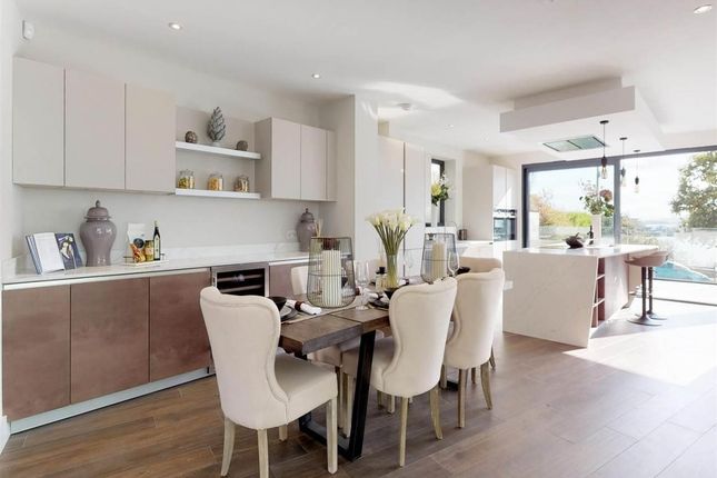 33 Whitecliff Road, Poole photo 4