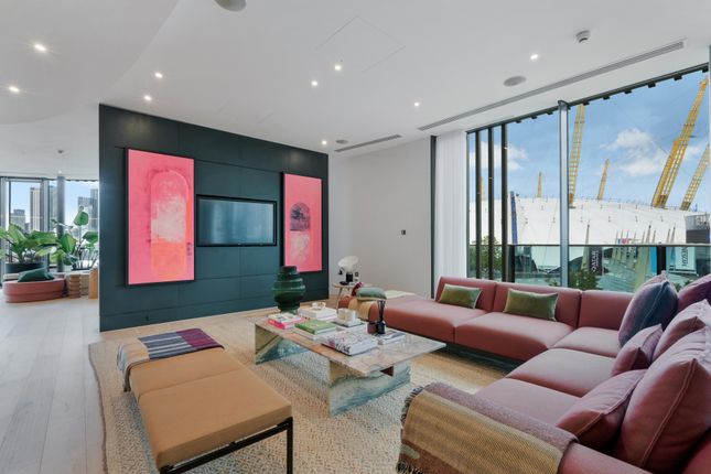 1-bed flat on A.5.08 Harbour Walk, Greenwich Peninsula, London, £435,000