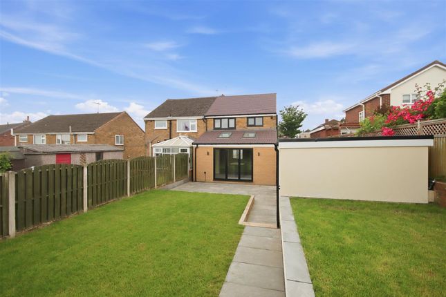 26, Brooke Drive, Chesterfield photo 3