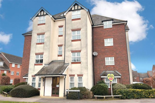 2-bed flat on 272, Woodland Walk, Hampshire, £230,000