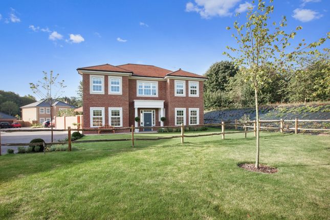 Detached house to rent in Grange Walk, Littlewick Green, Maidenhead
