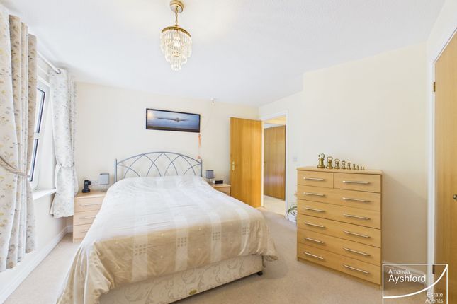 Flat 8, Pegasus Court, Paignton photo 4