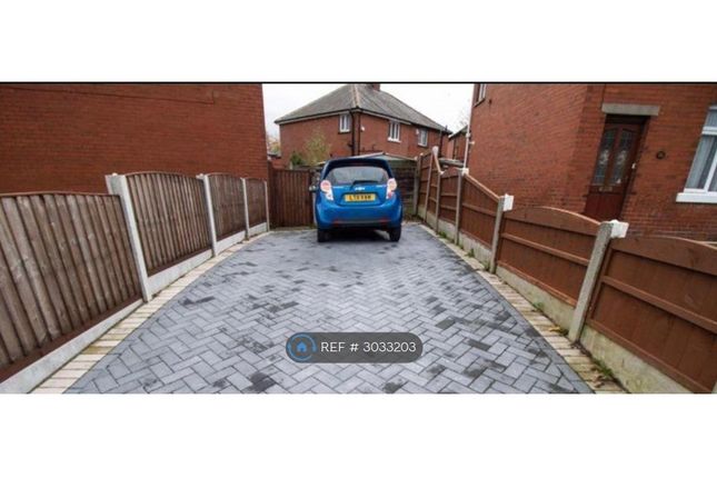 Pilkington Road, Kearsley, Bolton photo 2