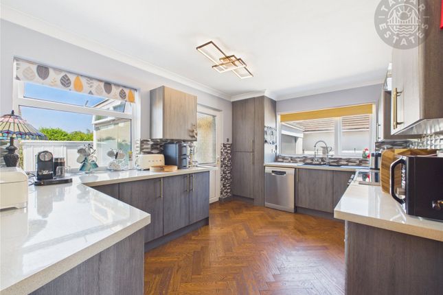 5, Caradon View, Liskeard photo 2