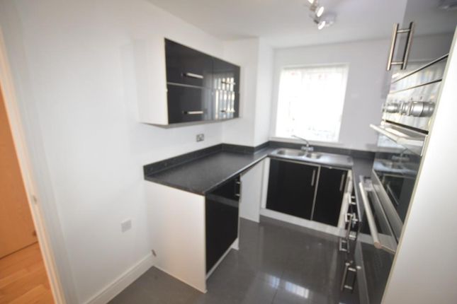 6, Kerrier Way, Camborne photo 3