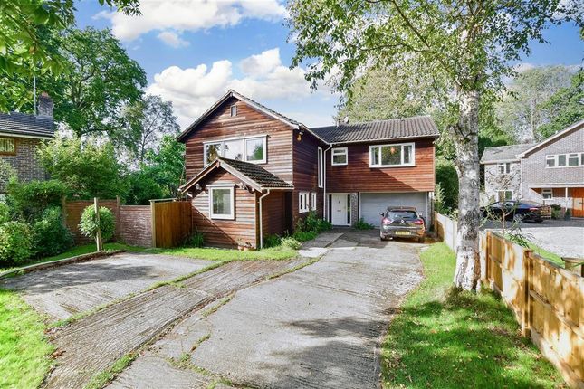 Thumbnail Detached house for sale in Cobbett Close, Crawley, West Sussex
