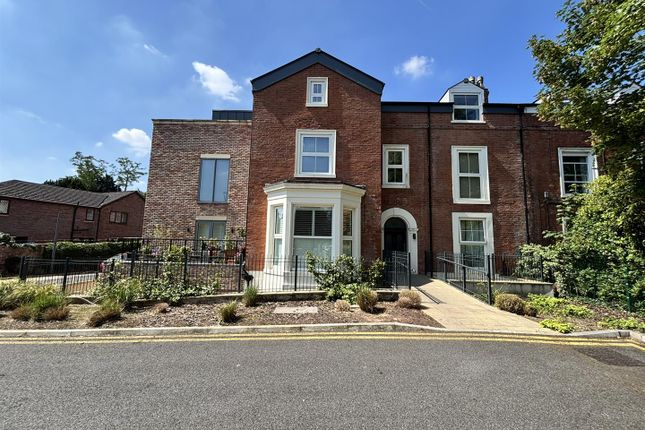 1-bed flat on Flat 9 The Limes, 816, Wilmslow Road, Didsbury, £1,300/mo