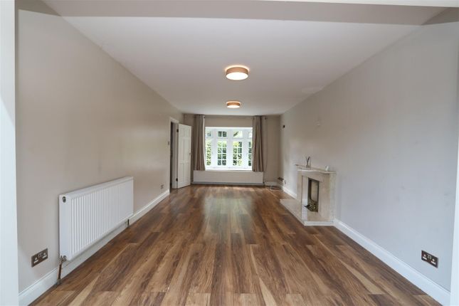 Detached house for sale in Priests Lane, Shenfield, Brentwood
