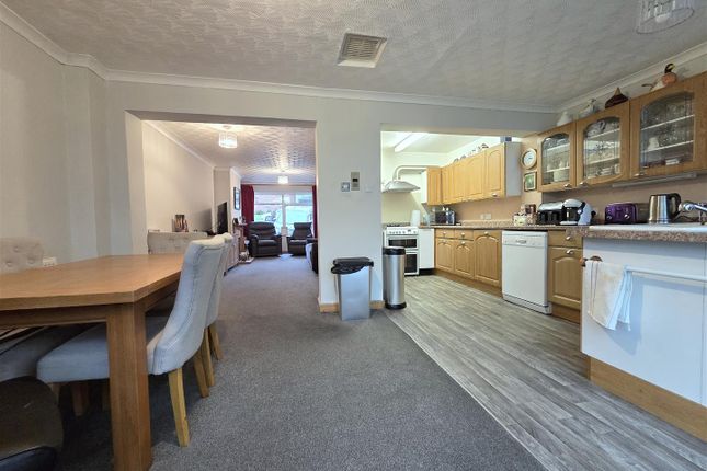 4, Rectory Lane, Kidderminster photo 2