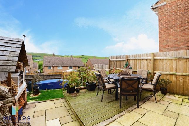 Brisbane Road Weymouth Dt3 2 Bedroom End Terrace House For