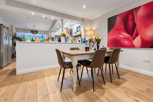 240 Queens Park Road, Brighton photo 4