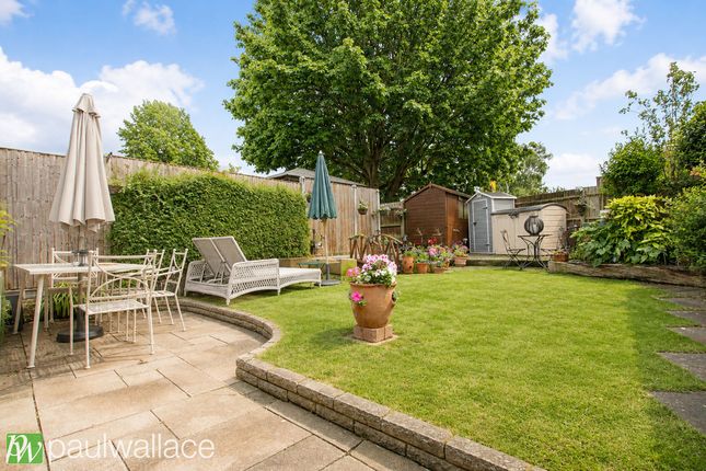 44, Beechfield, Hoddesdon photo 4