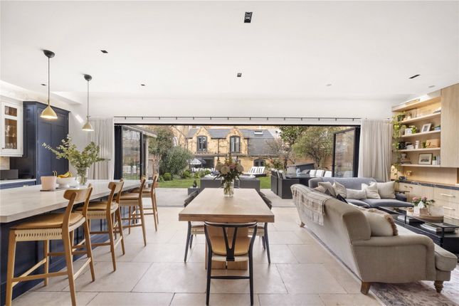 2, Ormeley Road, London photo 3