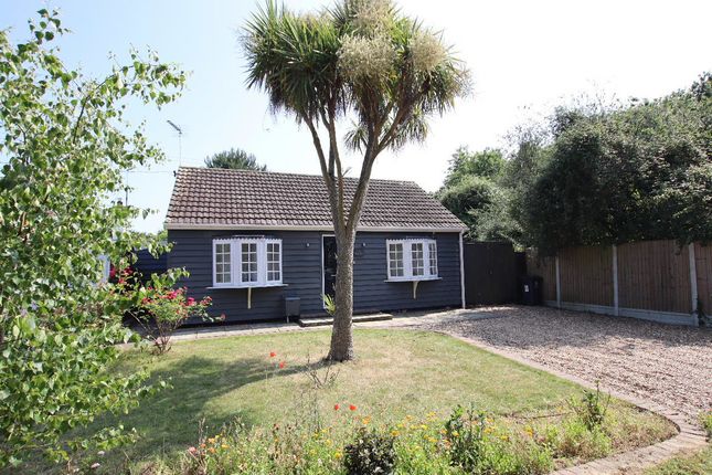 The Bungalow New Town Road, Thorpe le Soken photo 2