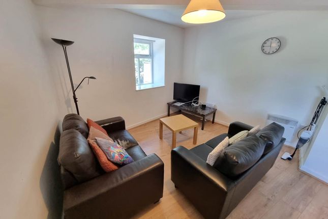 Apartment 9, Rivermill Court, Leeds photo 5