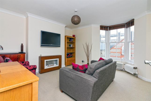 Flat 2, 83, Portland Road, Worthing photo 2