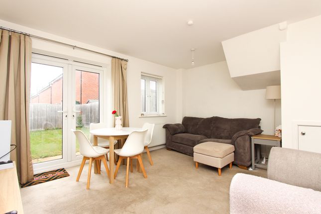 49, Waterside Road, Wellingborough photo 3