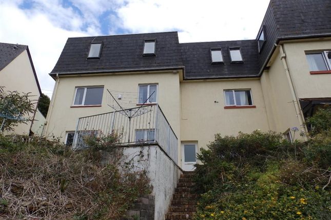 Thumbnail Flat to rent in Fontigary, Harts Close, Teignmouth, Devon
