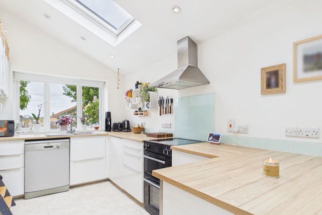 25, East Stoke, Stoke-Sub-Hamdon photo 3