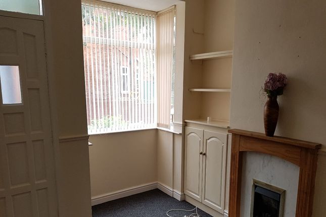 2 bed terraced house for sale in Stanley Street, Bedford